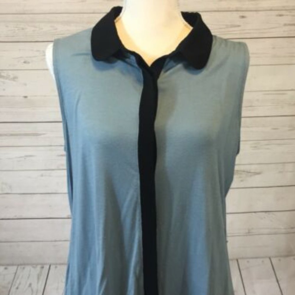Olive & Oak Button Front Trim w Pleated Sheer Back